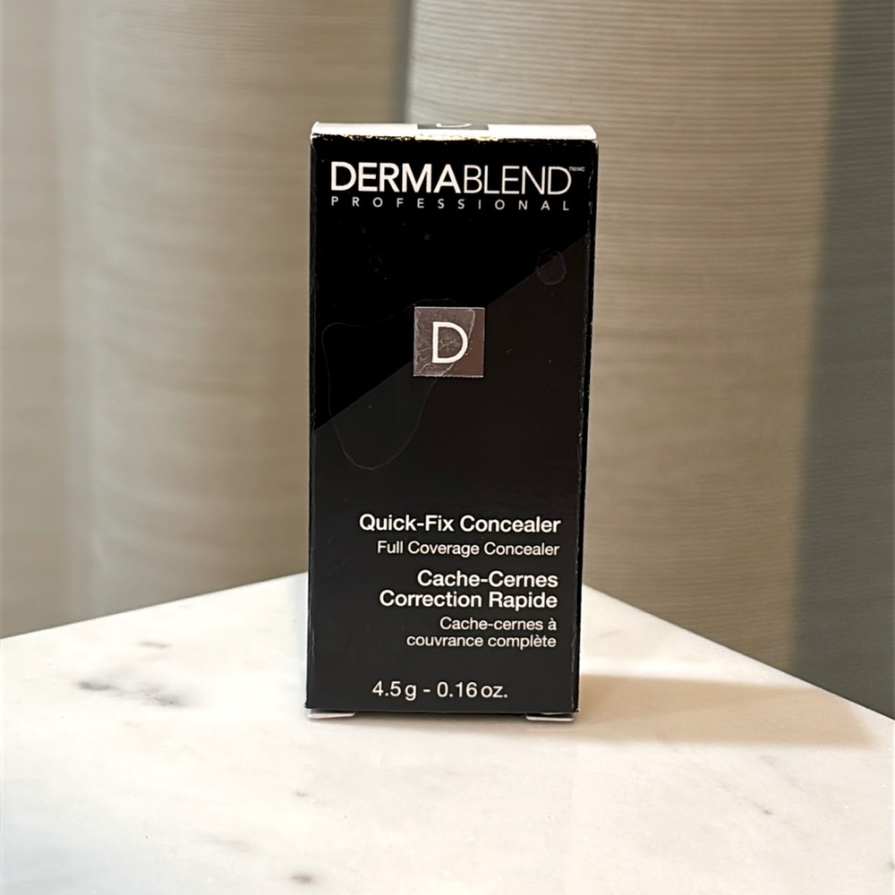 Dermablend Professional Quick-Fix Concealer Stick - CARAMEL 40N
